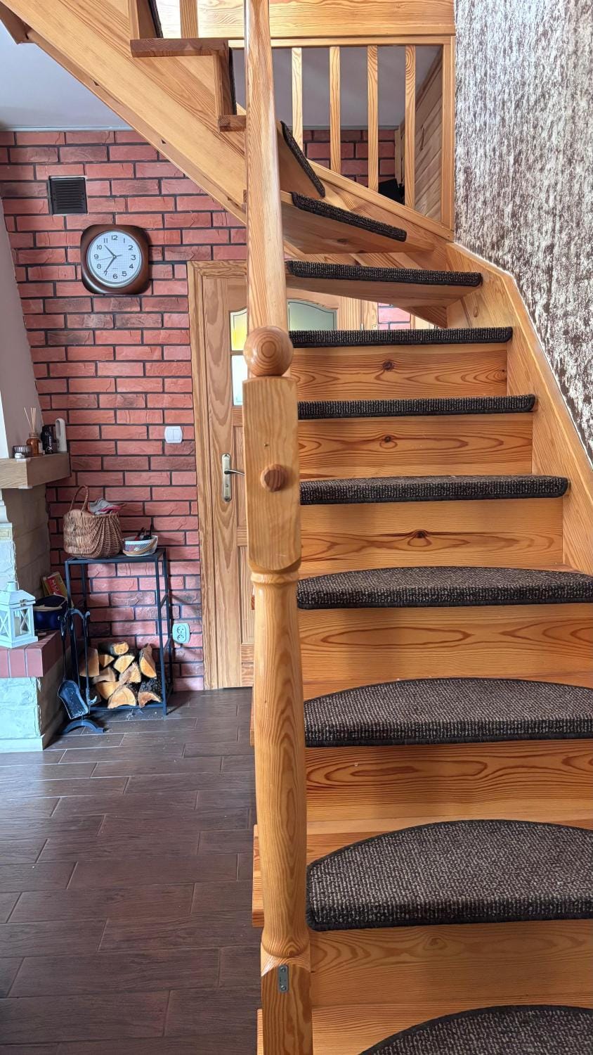 RUSINÓWKA - DOM Z DALA OD MIEJSKIEGO ZGIEŁKU Dom z Jacuzzi House in Masovian Voivodeship