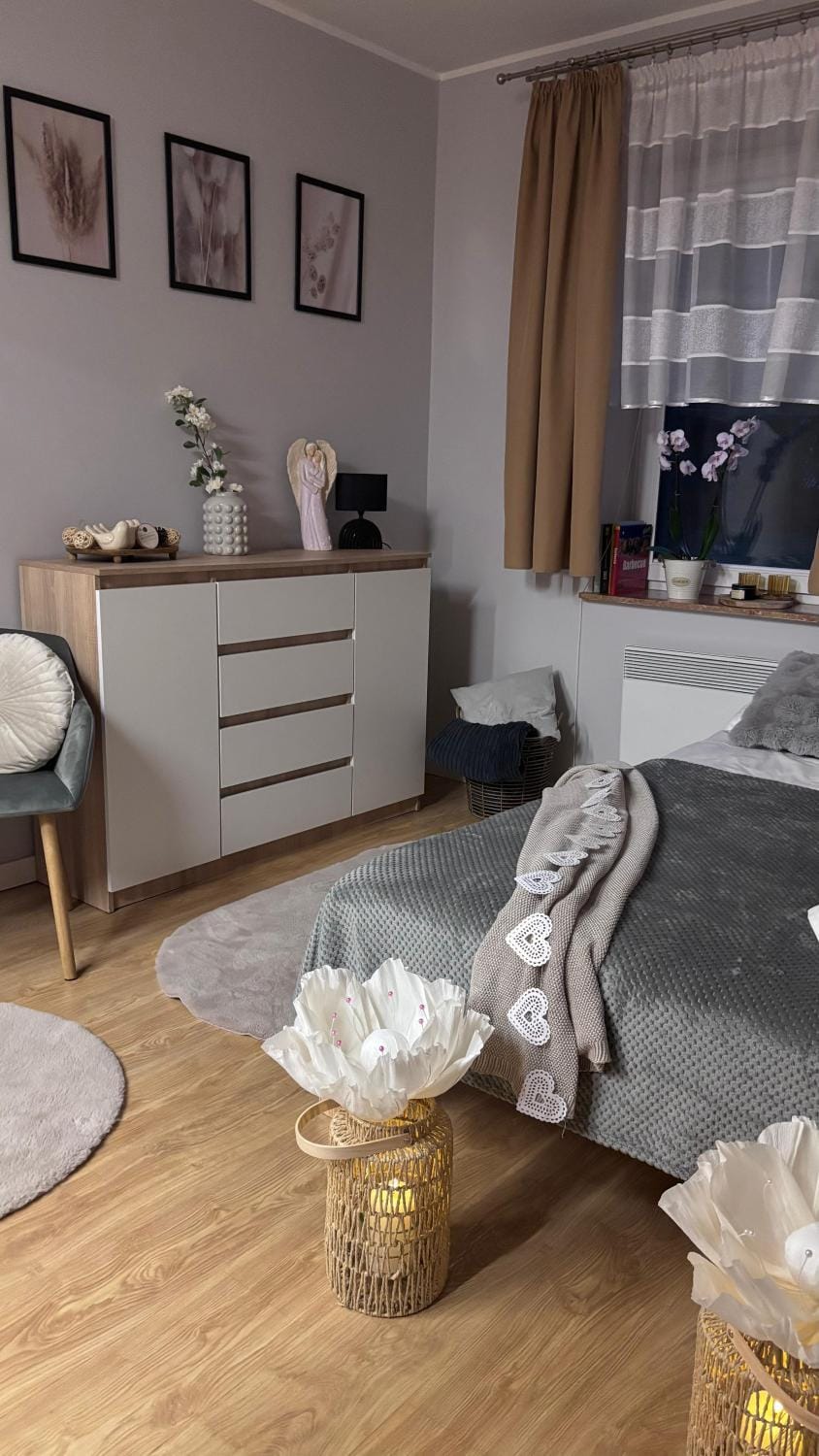 RUSINÓWKA - DOM Z DALA OD MIEJSKIEGO ZGIEŁKU Dom z Jacuzzi House in Masovian Voivodeship