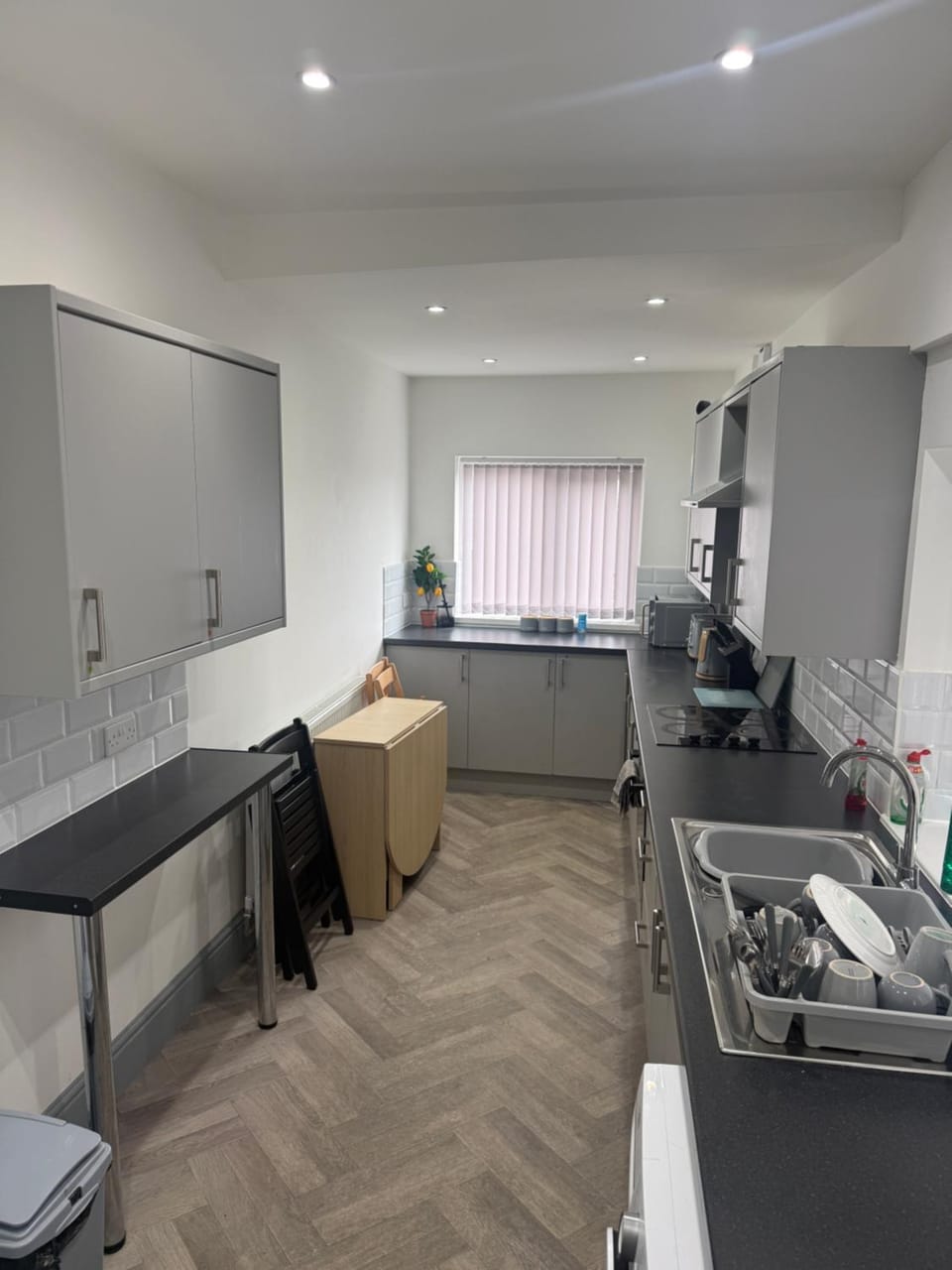 PLUS Properties Dike 4 Bed and Breakfast in Stoke-on-Trent