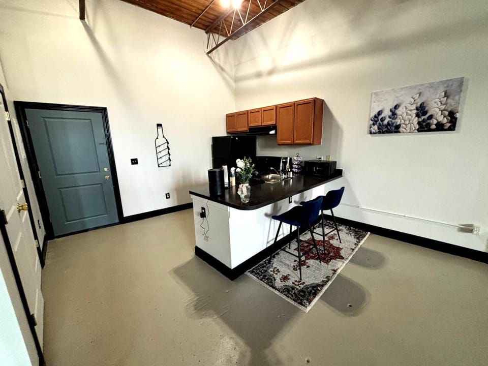Kitchen or kitchenette, kitchen, kitchen