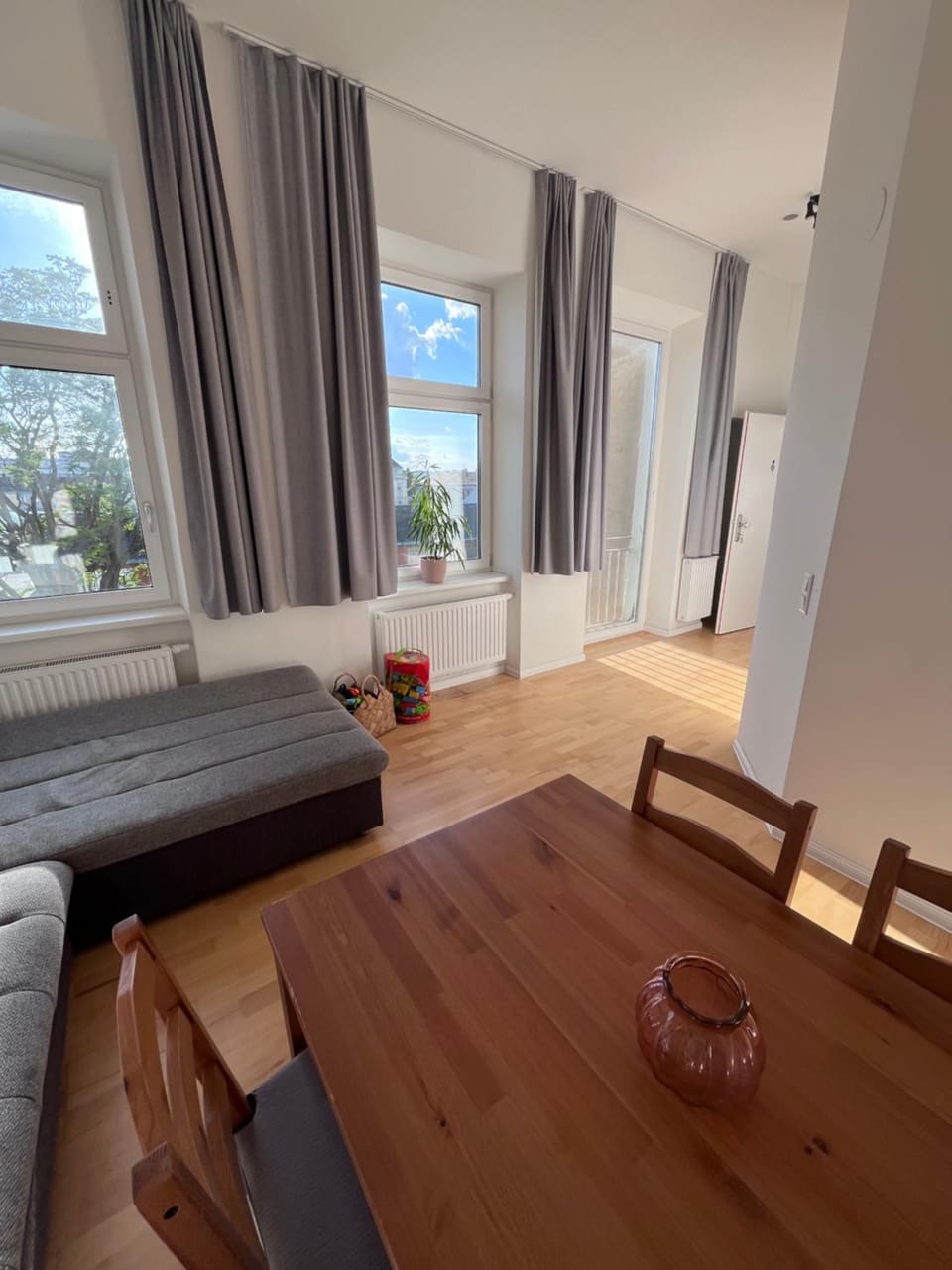 Bibi Family Apartment for 6 near from Wien Hauptbahnhof und City Centre Apartment in Vienna