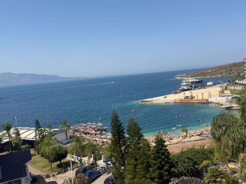 Seafront Horizon Apartments Apartment in Sarandë