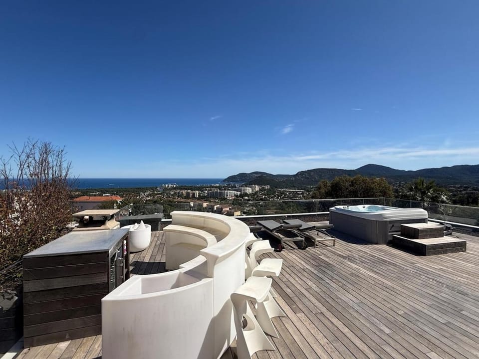 Very quiet residence in Mandelieu-la-Napoule Apartment in Mandelieu-La Napoule