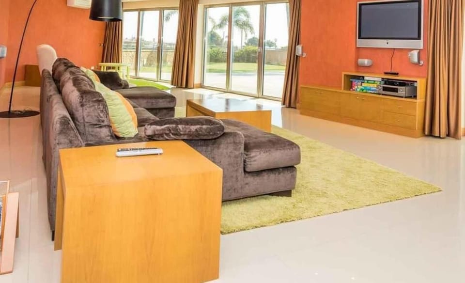 Fantastic Villa with a stunning sea view Villa in Guia