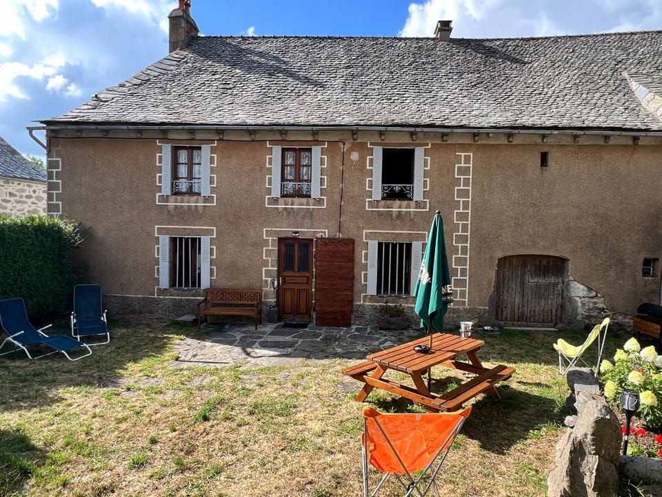 Property building, Patio, Garden view