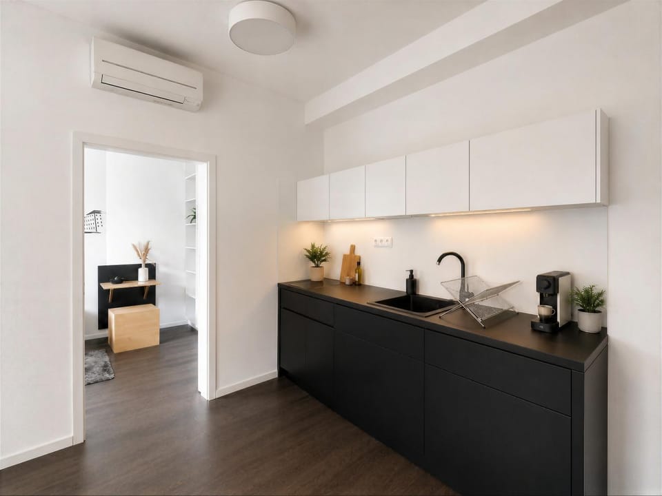 Kitchen or kitchenette, kitchen