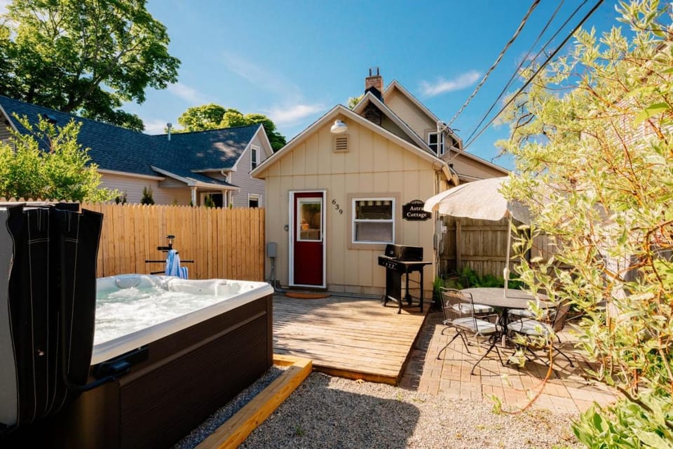 Hot Tub