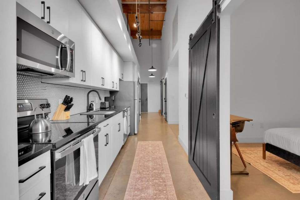 Kitchen or kitchenette, stove