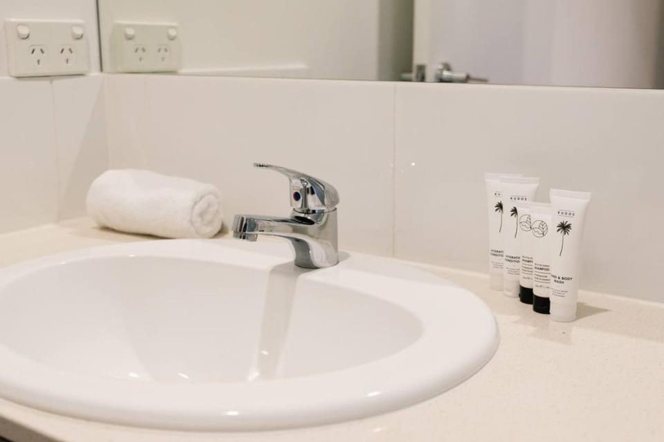 Spacious 4B Near Logan with Parking House in Brisbane