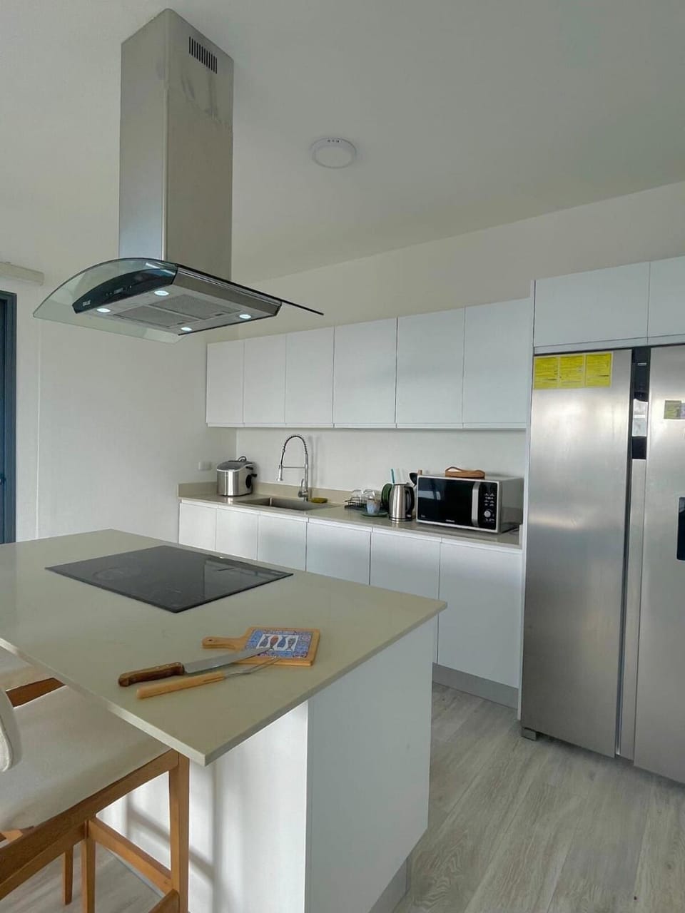 Kitchen or kitchenette, oven, stove