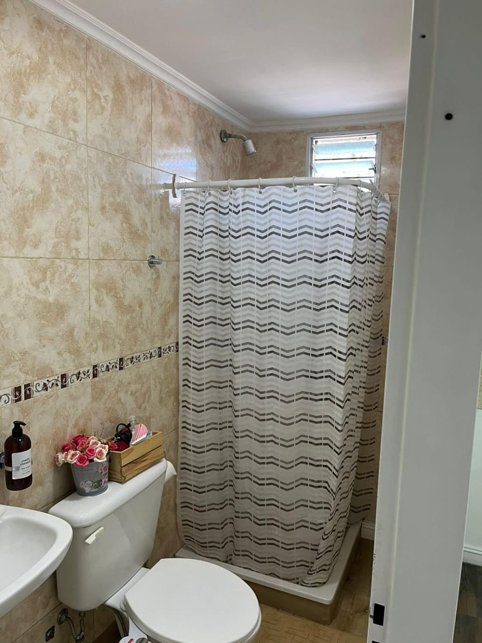 Monoambiente Lavalle Lujan Apartment in Luján