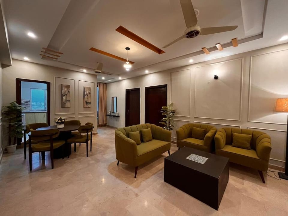 Luma Stays - Luxury 2BHK in D-12 with Margalla View Apartment in Islamabad