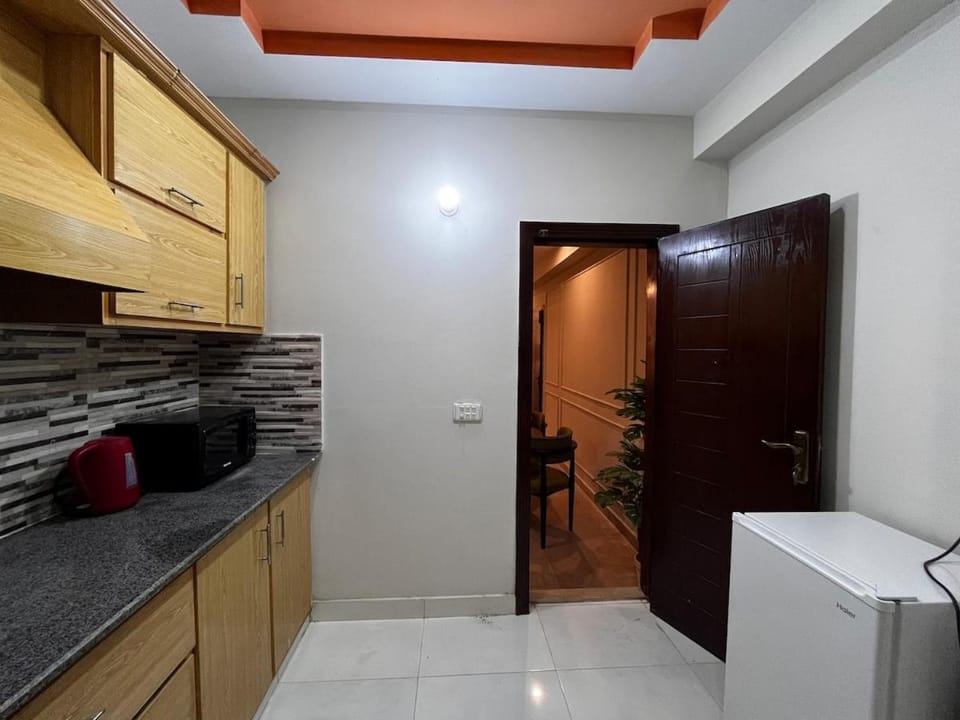 Luma Stays - Luxury 2BHK in D-12 with Margalla View Apartment in Islamabad