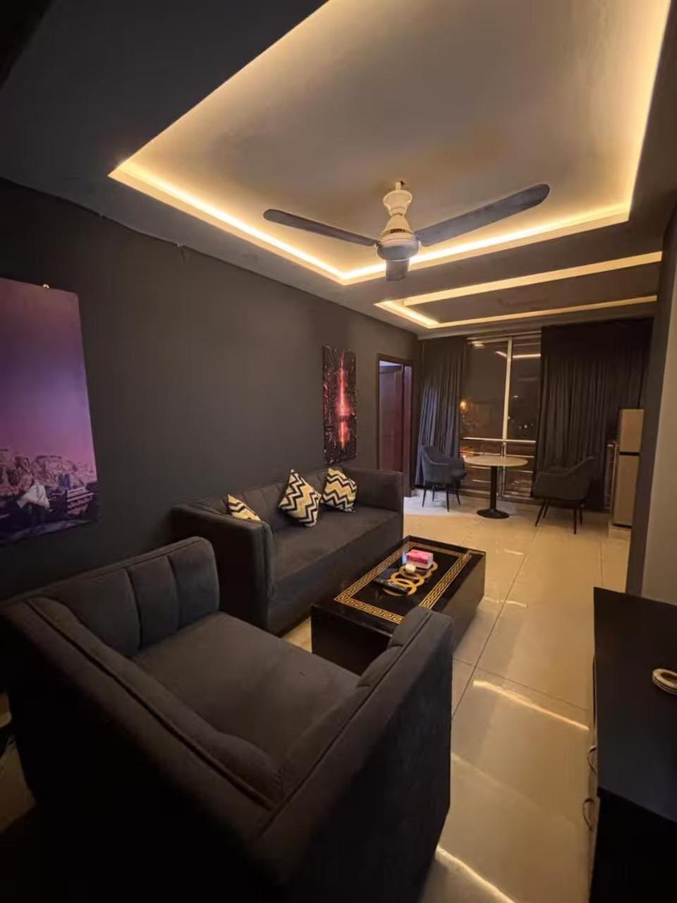 Executive Suite 1BHK l Bahria Town Lahore Apartment in Lahore