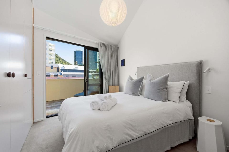 Salt Air Retreat Mount Views by Five Star Focused Apartment in Bay Of Plenty