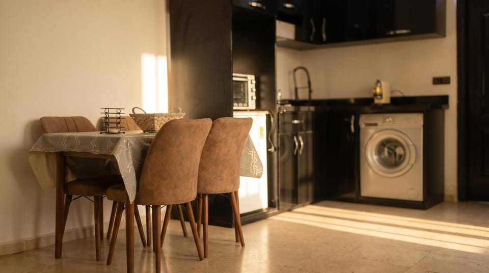 Modern Studio in Gueliz next to CTM Marrakech Apartment in Marrakesh