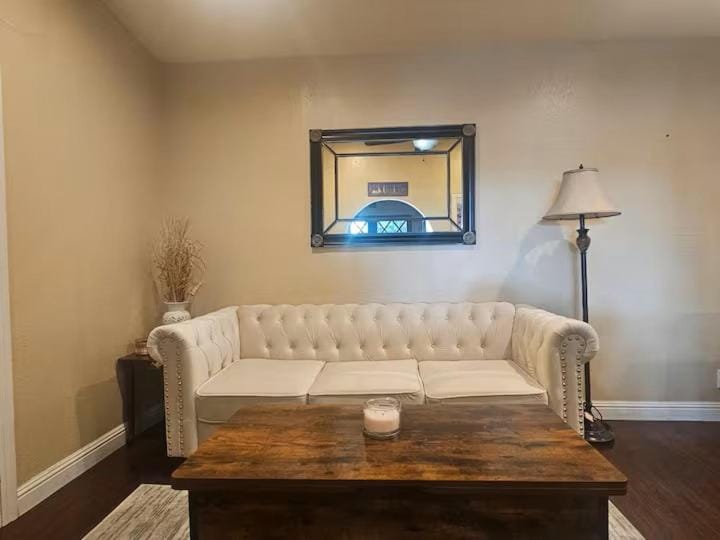 Urban Retreat -Suite A Bed and Breakfast in San Jose