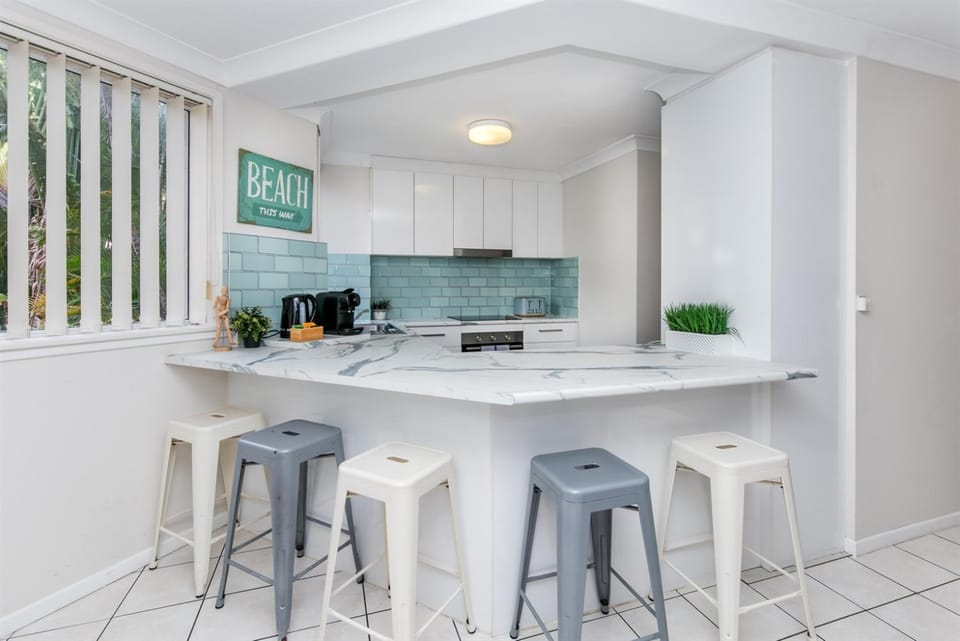 Bliss On Beach Parade Apartment in Surfers Paradise