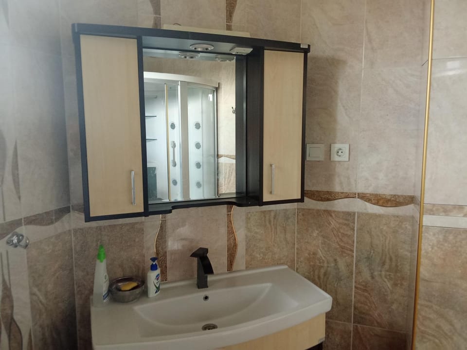 Дешёвое краткосрочное проживание 格安の短期滞在 Bed and Breakfast in Almaty Region, Kazakhstan