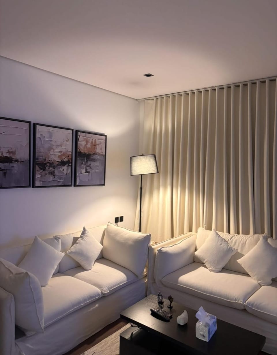 New room and living room with a modern design in Al-Taawun neighborhood, self check-in Apartment in Riyadh