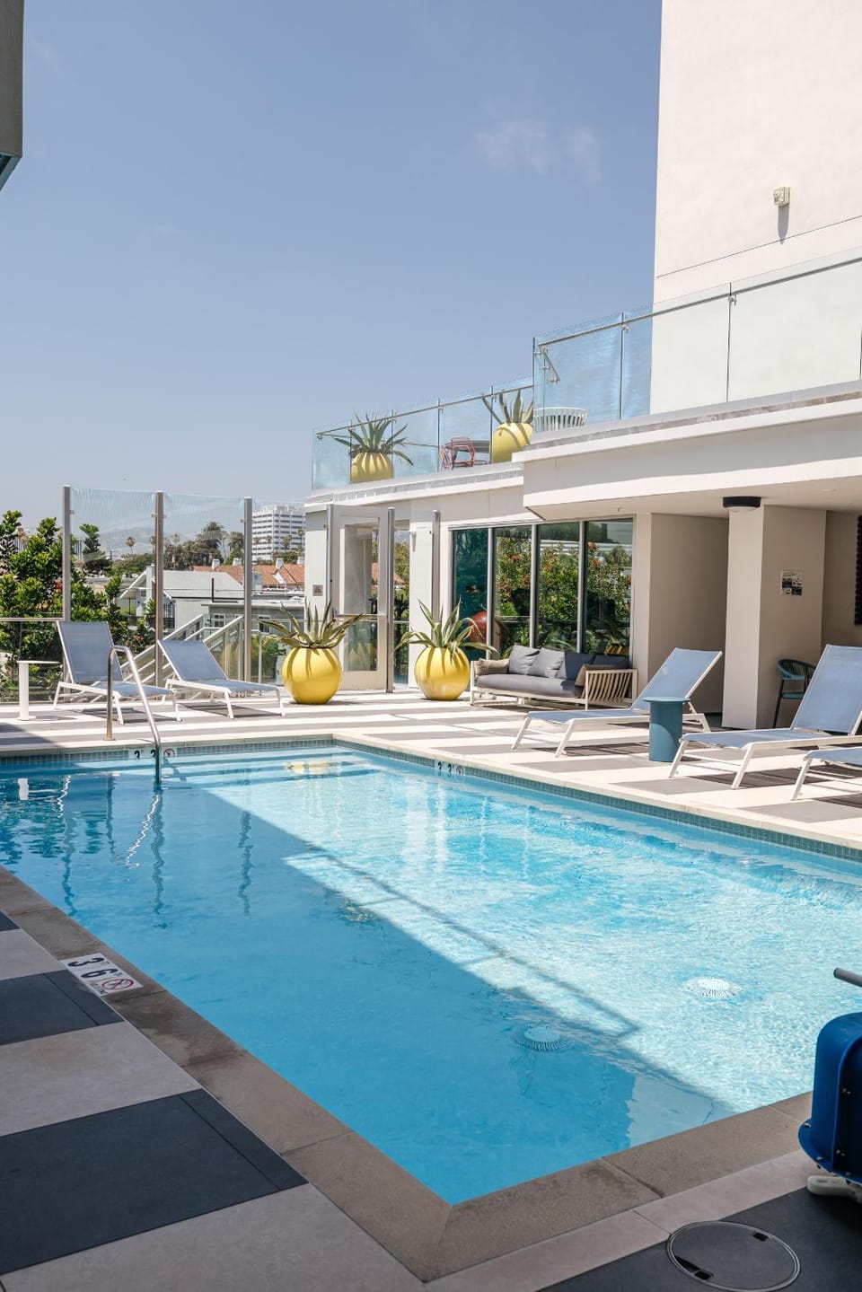 Stylish Westside Stay in Santa Monica Apartment in Santa Monica