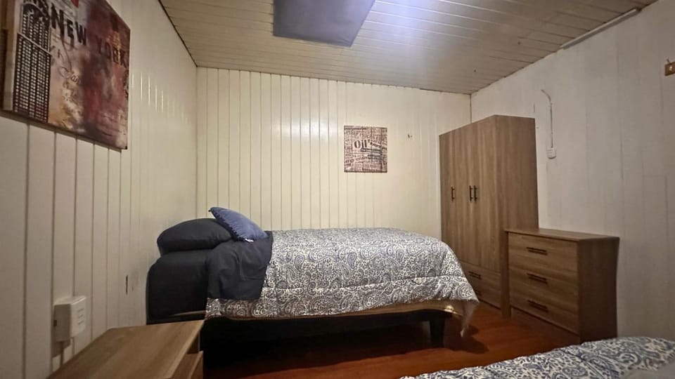 Bed, Photo of the whole room, Bedroom, wardrobe