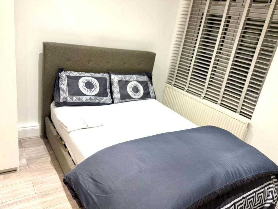 Easy Love Location 9 Apartment in London Borough of Southwark