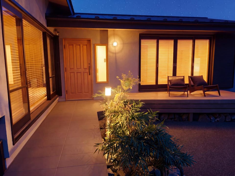 森にひそむ隠れ家 焚火 BBQ 星空のプライベートヴィラ Rin Izu Villa in Shizuoka Prefecture