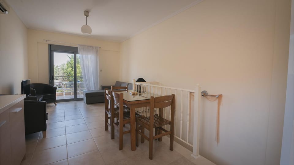 Cleo Sea Side Maisonette, Toroni Apartment in Halkidiki