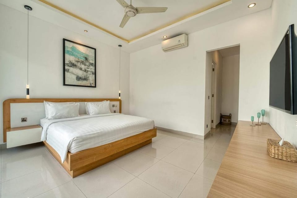 Gregana Villa - Modern 3BR in the Heart of Seminyak Villa in North Kuta