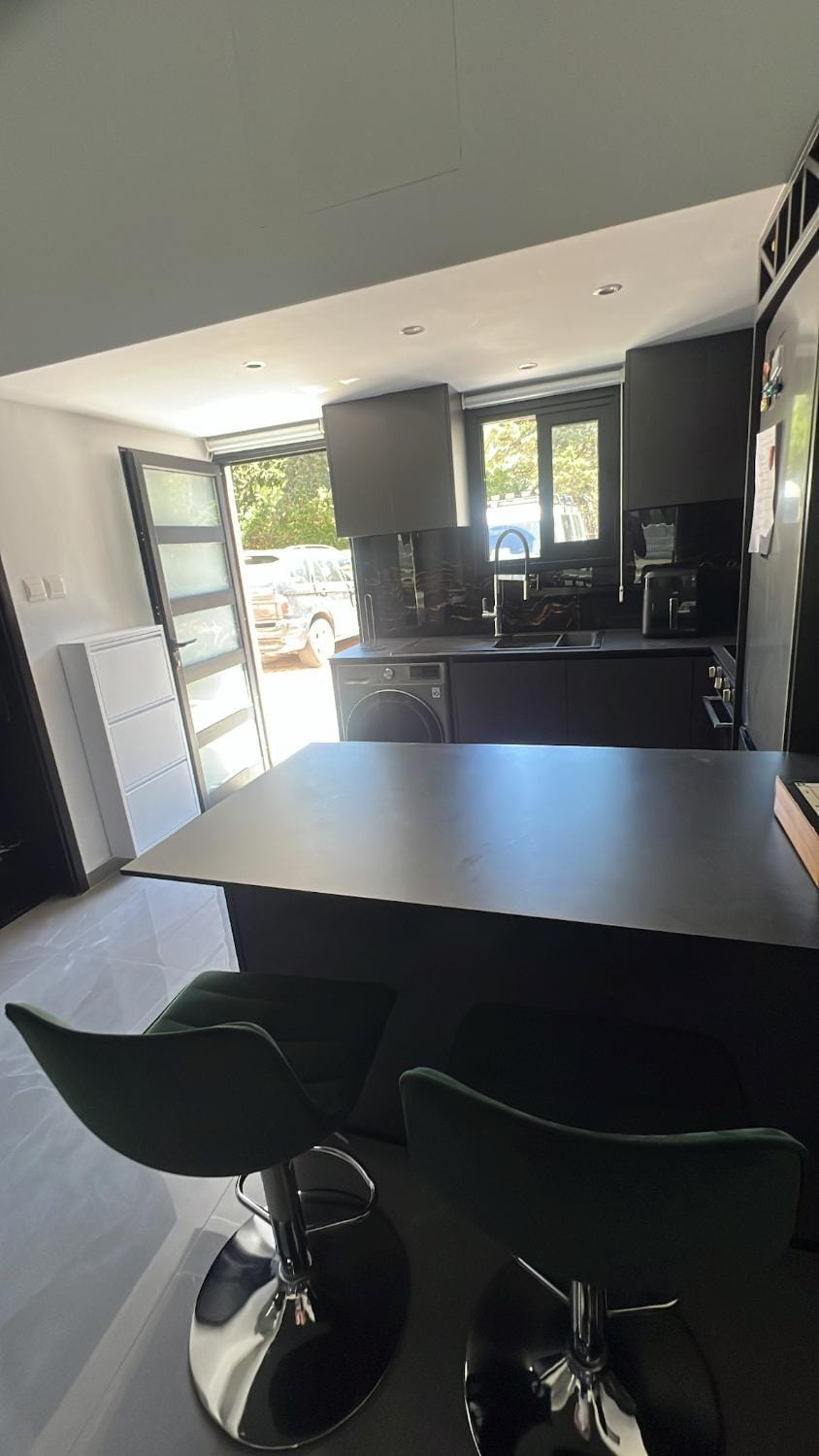 Modern Chic Apartment in Prime Location Apartment in Paphos