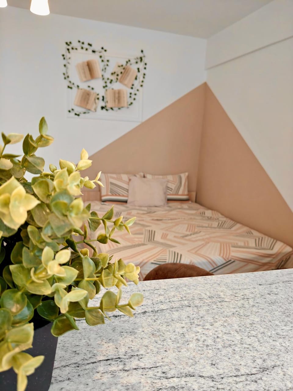 Quiet & Bright Studio - Near Natural Delta Chiajna Apartment in Romania