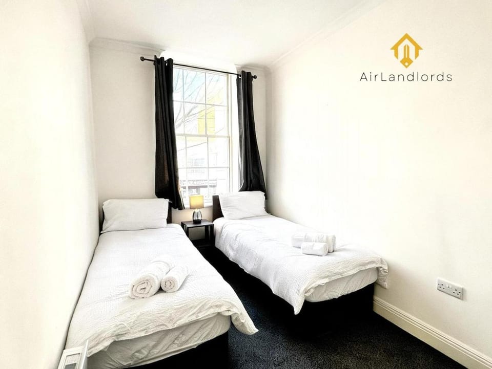 Central 2 bedroom Flat in the Heart of Reading Apartment in Reading