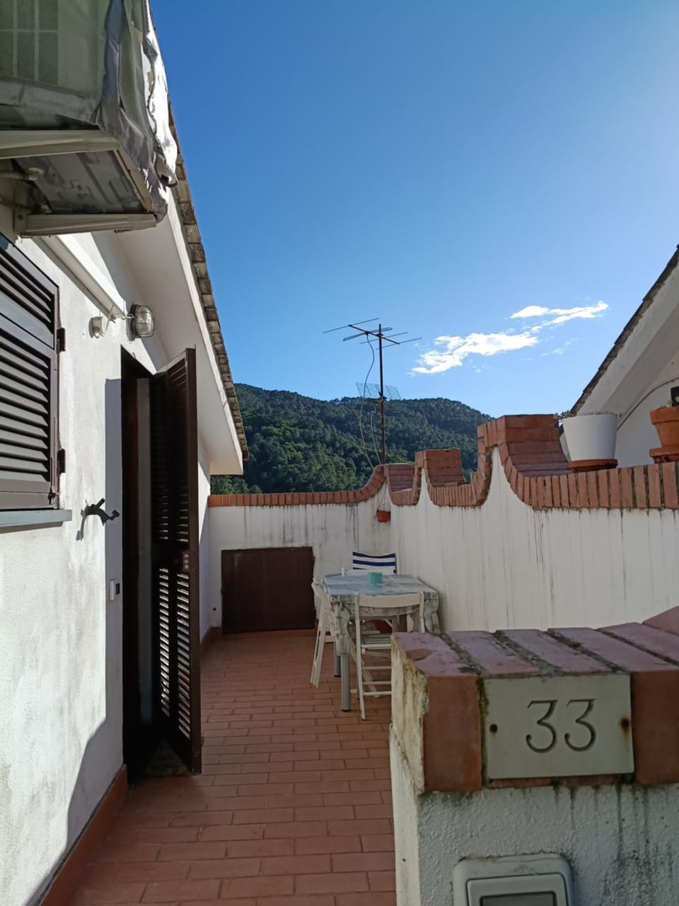 Casa Regina, Deiva Marina, near train station to Cinque Terre Apartment in Framura