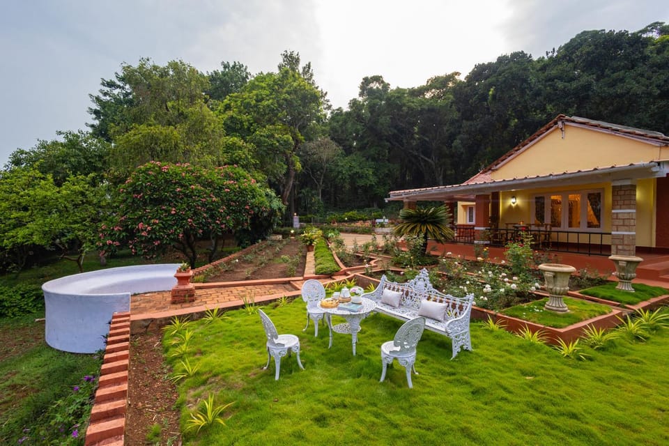 Alaya stays Blue Mountains 3-BHK Pet-Friendly Retreat Amid Coffee Plantations with Verandah Sit-Out, Garden & Forest Vistas Villa in Karnataka