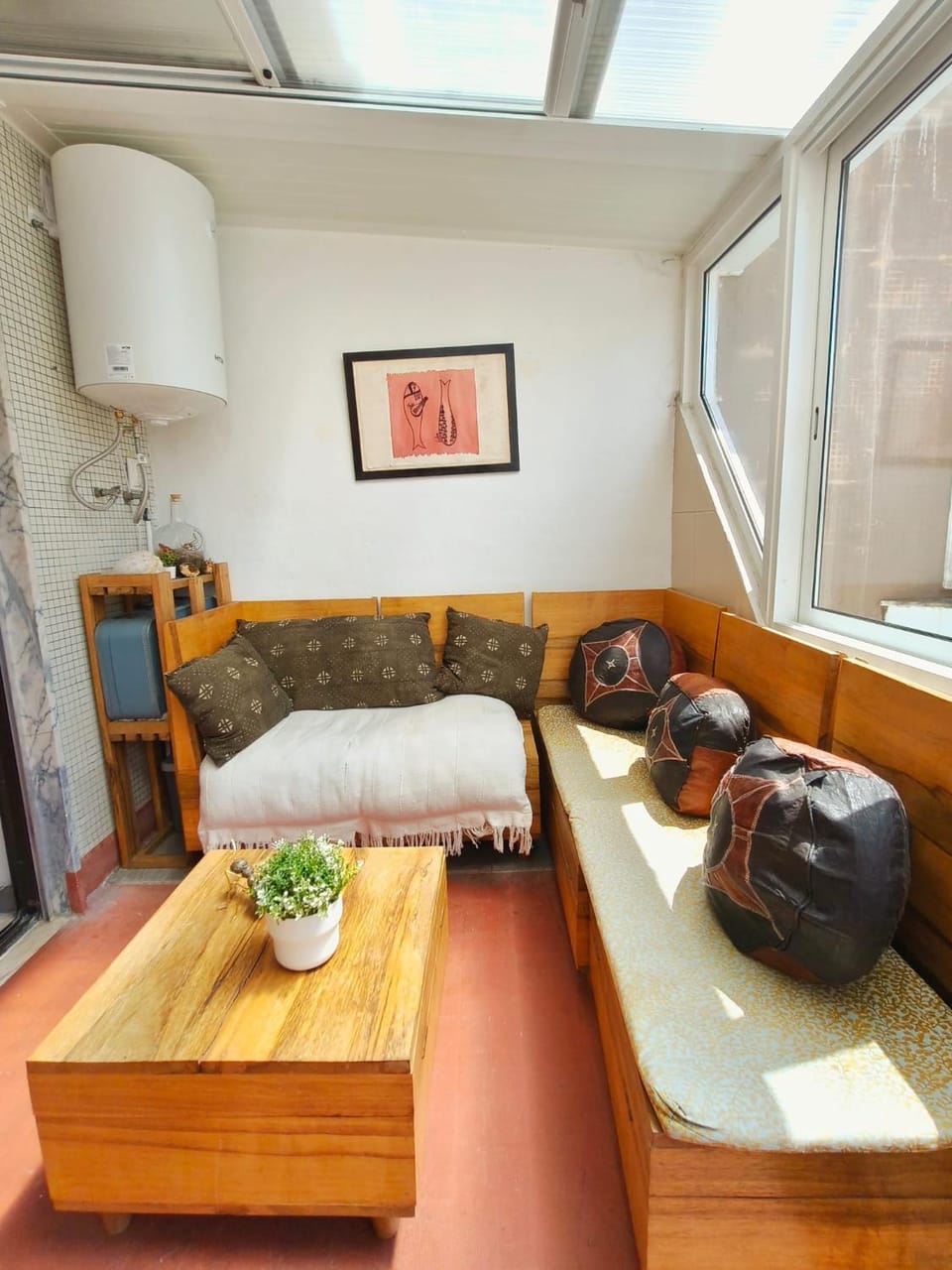 5 Min Ferry to Lisbon - Balcony - 2BR Apartment in Lisbon District