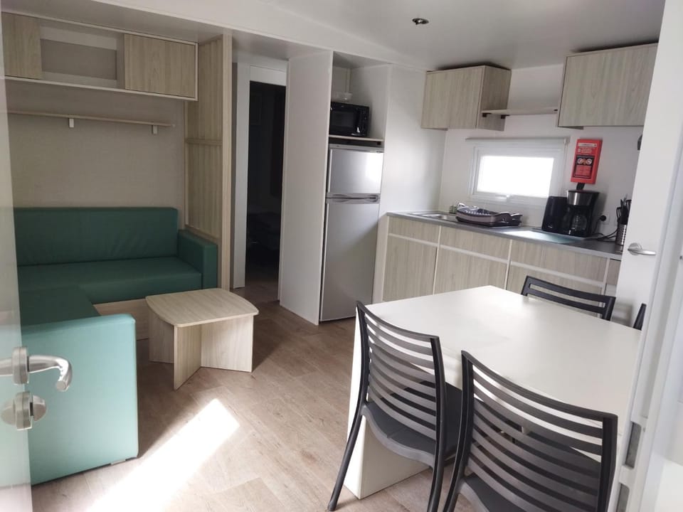 Mobilehome confortable pour 6 personnes Campground/ 
RV Resort in Argeles-sur-Mer