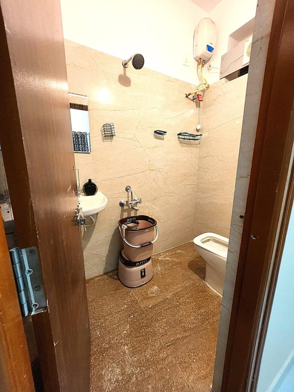 Elite Luxury 3BHK Near Hitex at Hitech City KK Apartment in Hyderabad