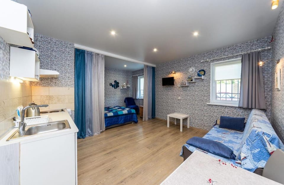 Kitchen or kitchenette, Photo of the whole room, Seating area, Bedroom