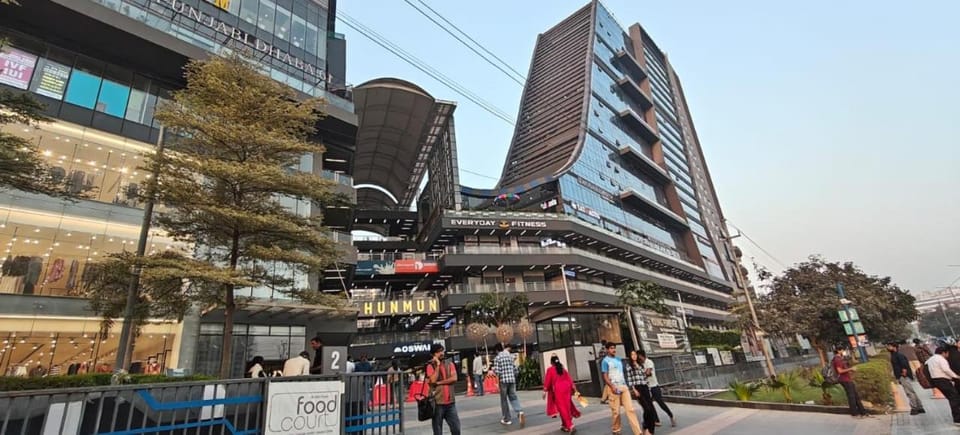 Property building, Neighbourhood, Street view