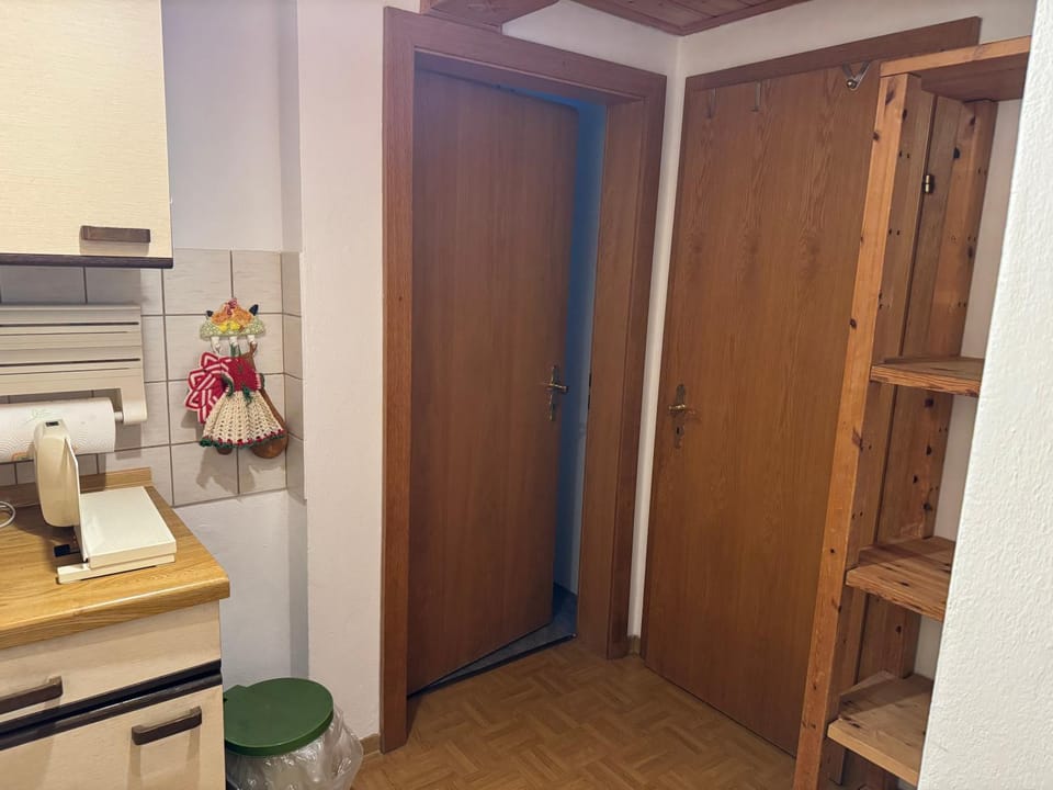 Toilet, Bedroom