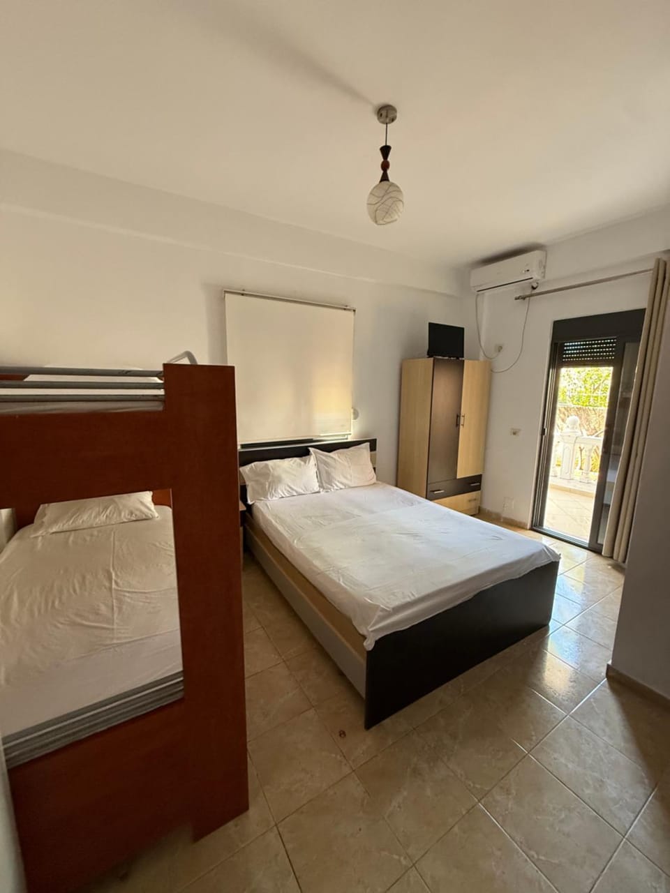 Lola rooms Apartment hotel in Ksamil