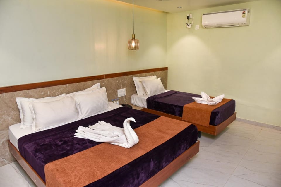Shri Guru Prasad Hotel in Karnataka