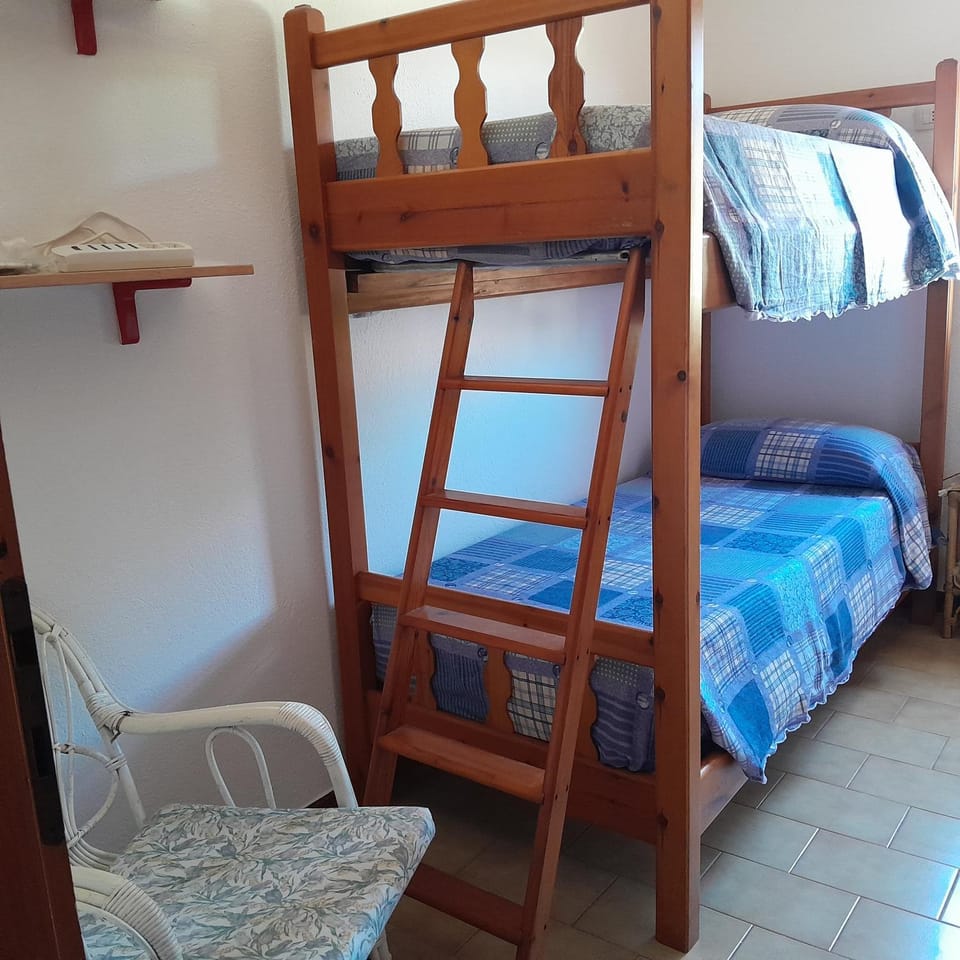 bunk bed