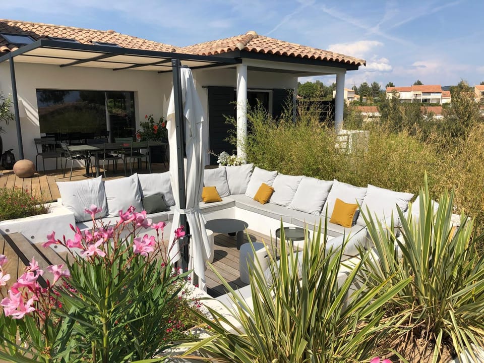 Magnifique Villa vue mer Bandol avec piscine privée Villa in French Riviera