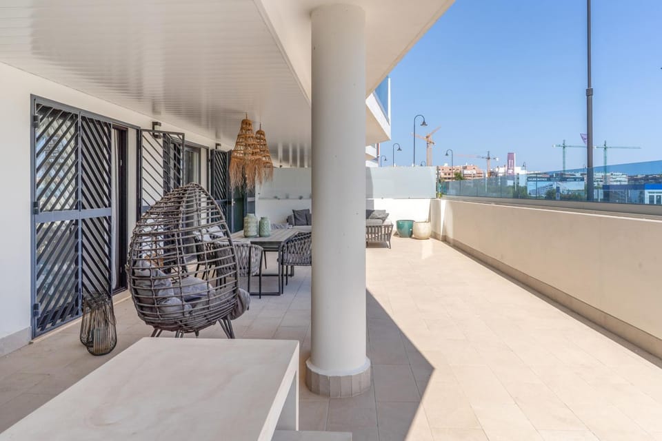 Jardines de Las Lagunas Apartment in Costa del Sol
