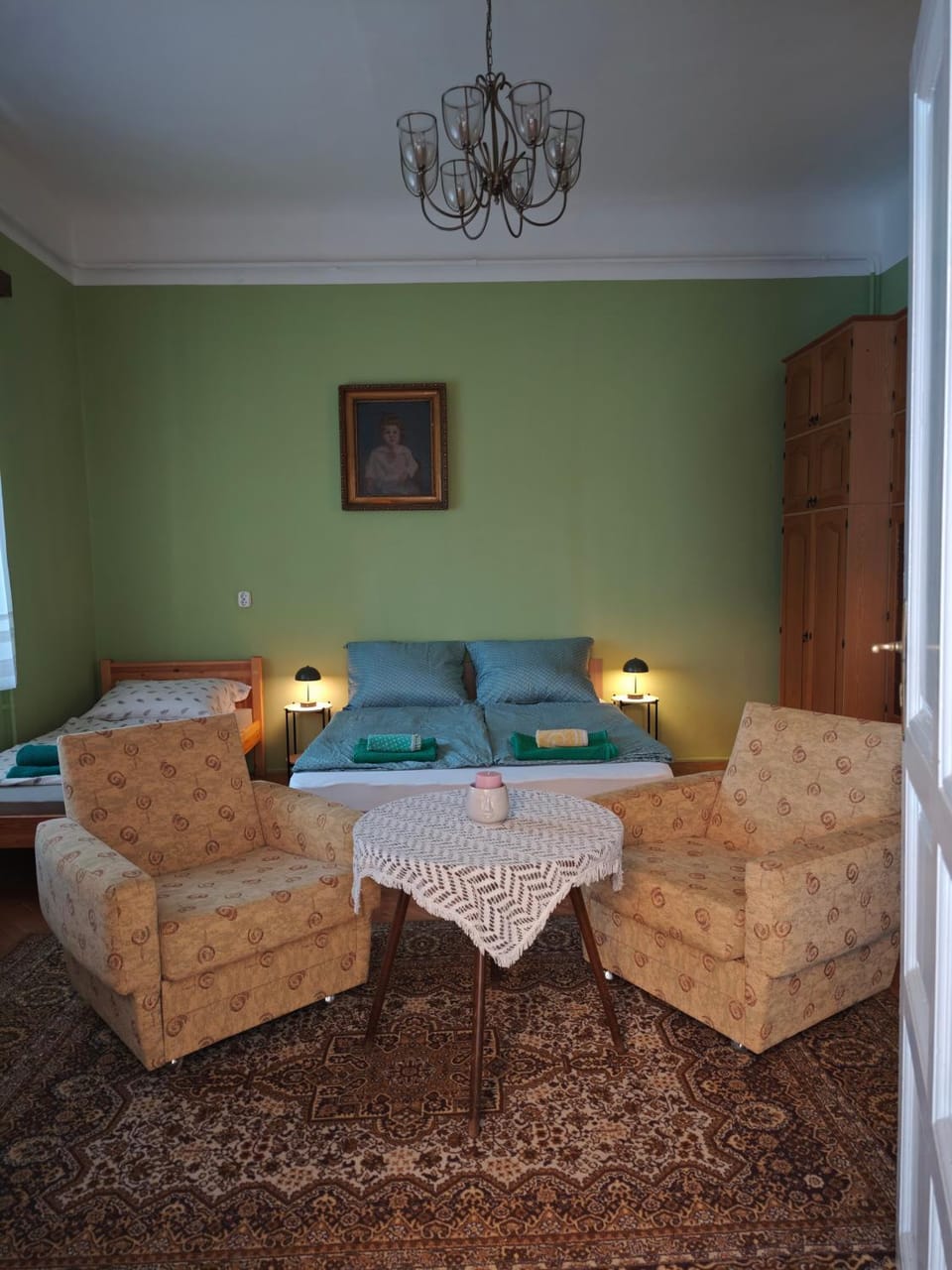 Retró Kúria Apartment in Hungary