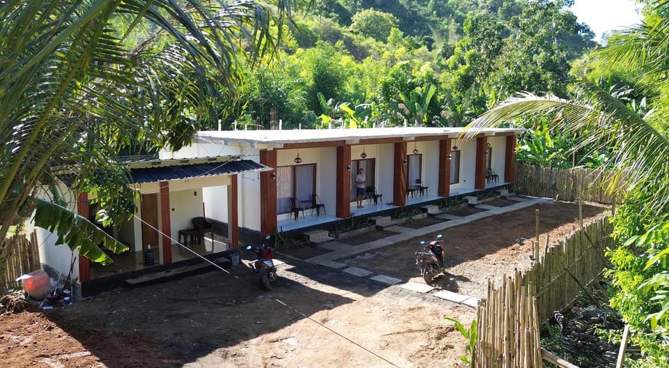 KUTA GLORI Homestay Hotel in Pujut