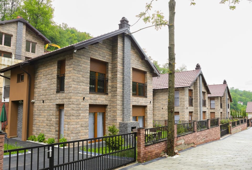 Property building, Day, Neighbourhood, Street view