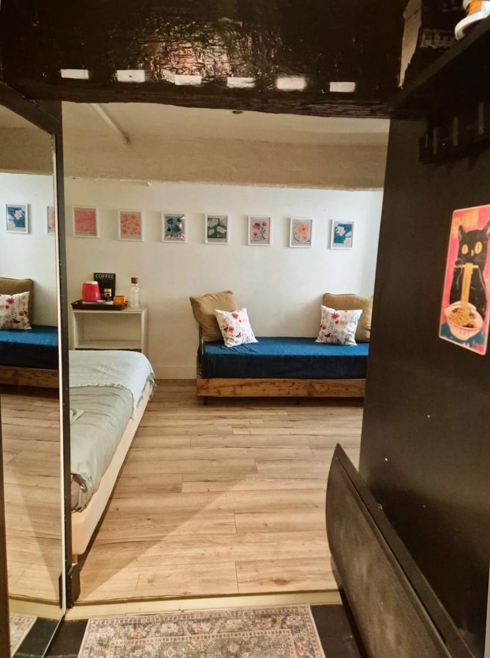 17m2 Flower studio dans le centre historique Ecusson Apartment in Montpellier